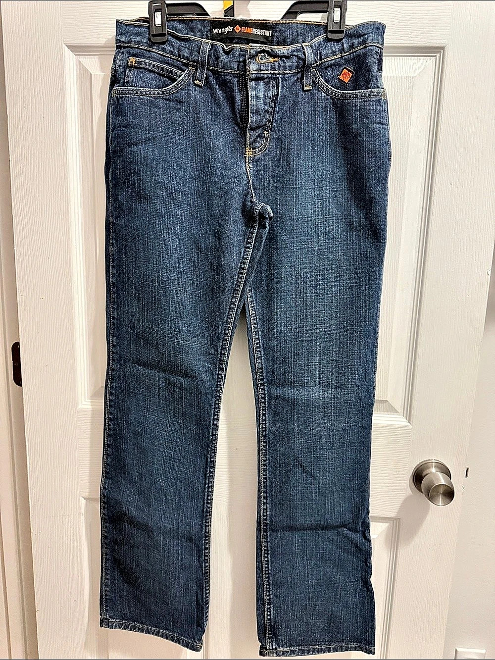 Wrangler Retro Women's Boot Cut Jeans in Blue